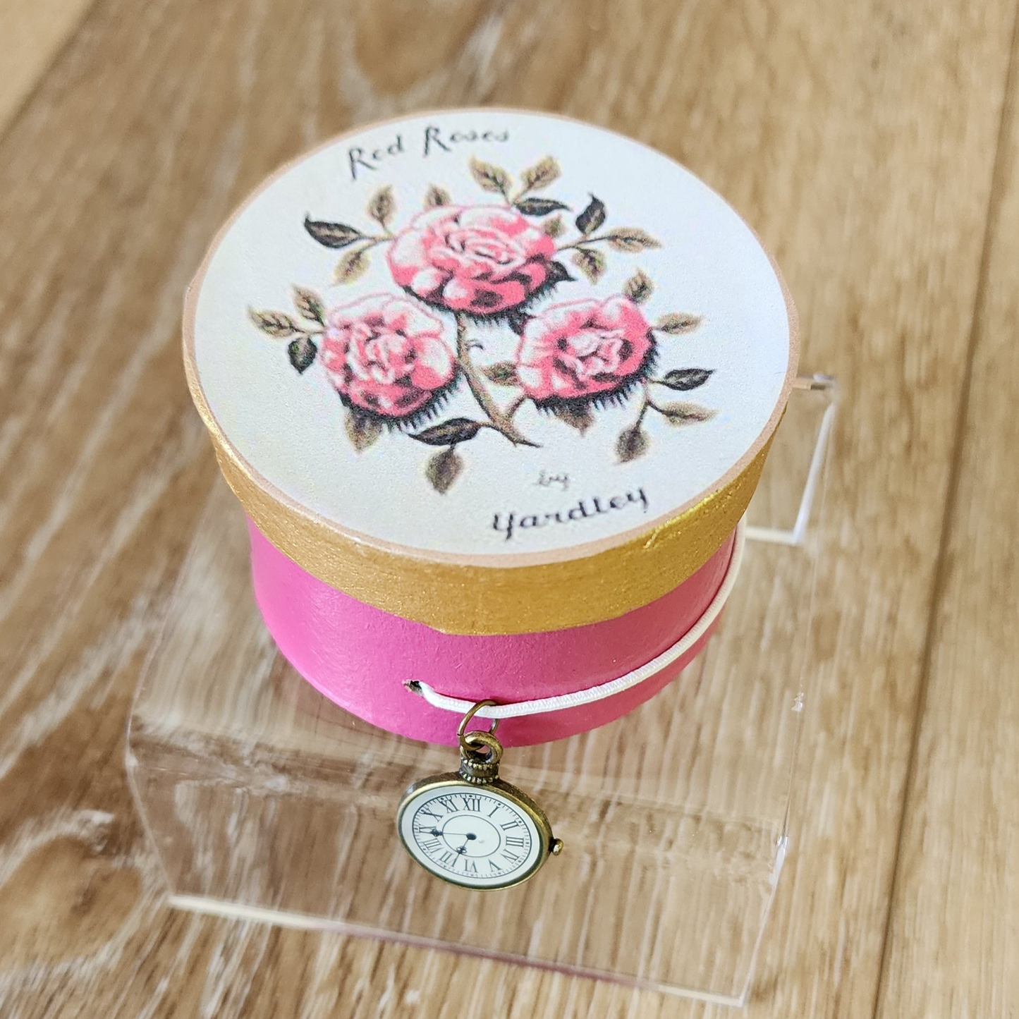 Cissy Yardley Hat Box