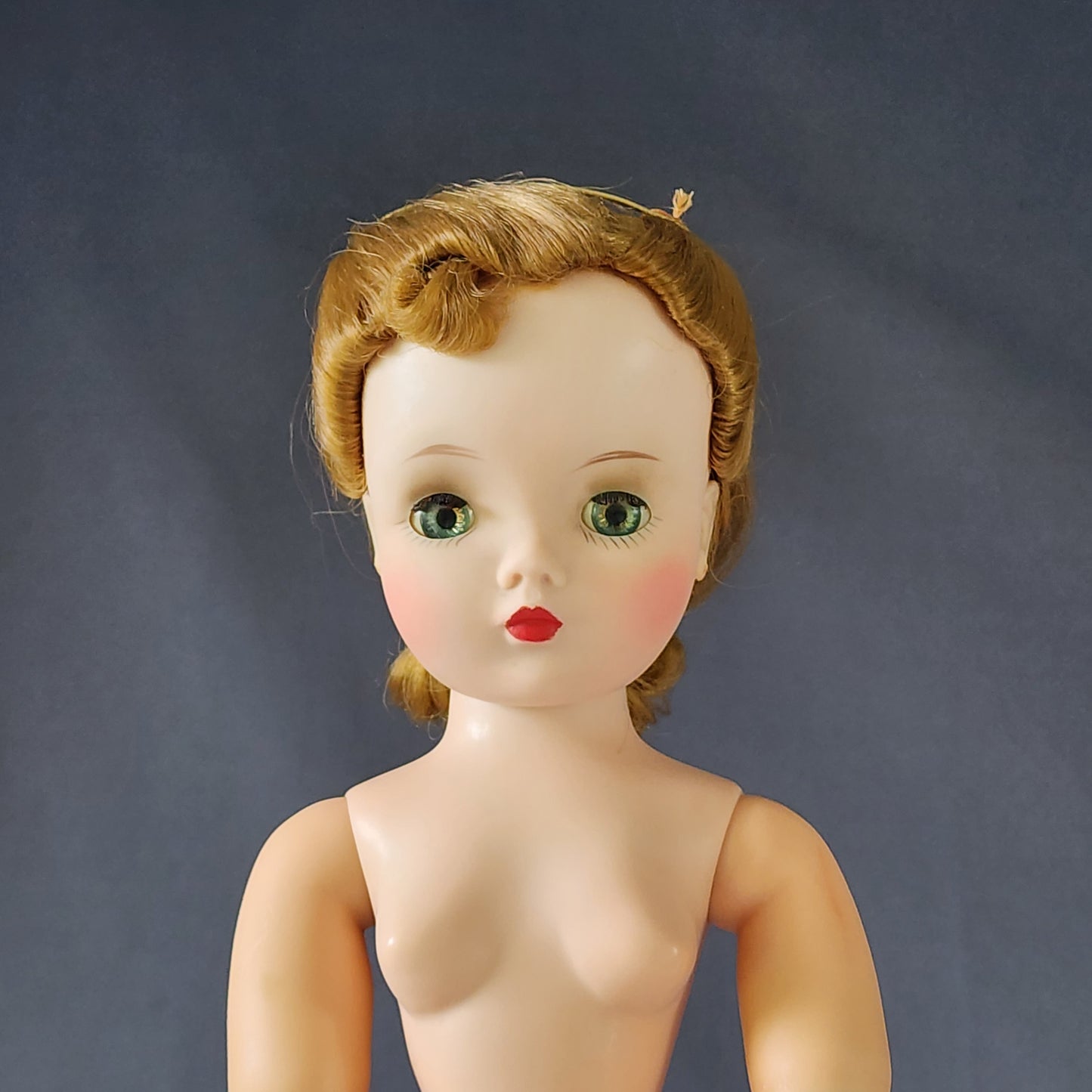 Cissy Queen- SIDE PART, NUDE