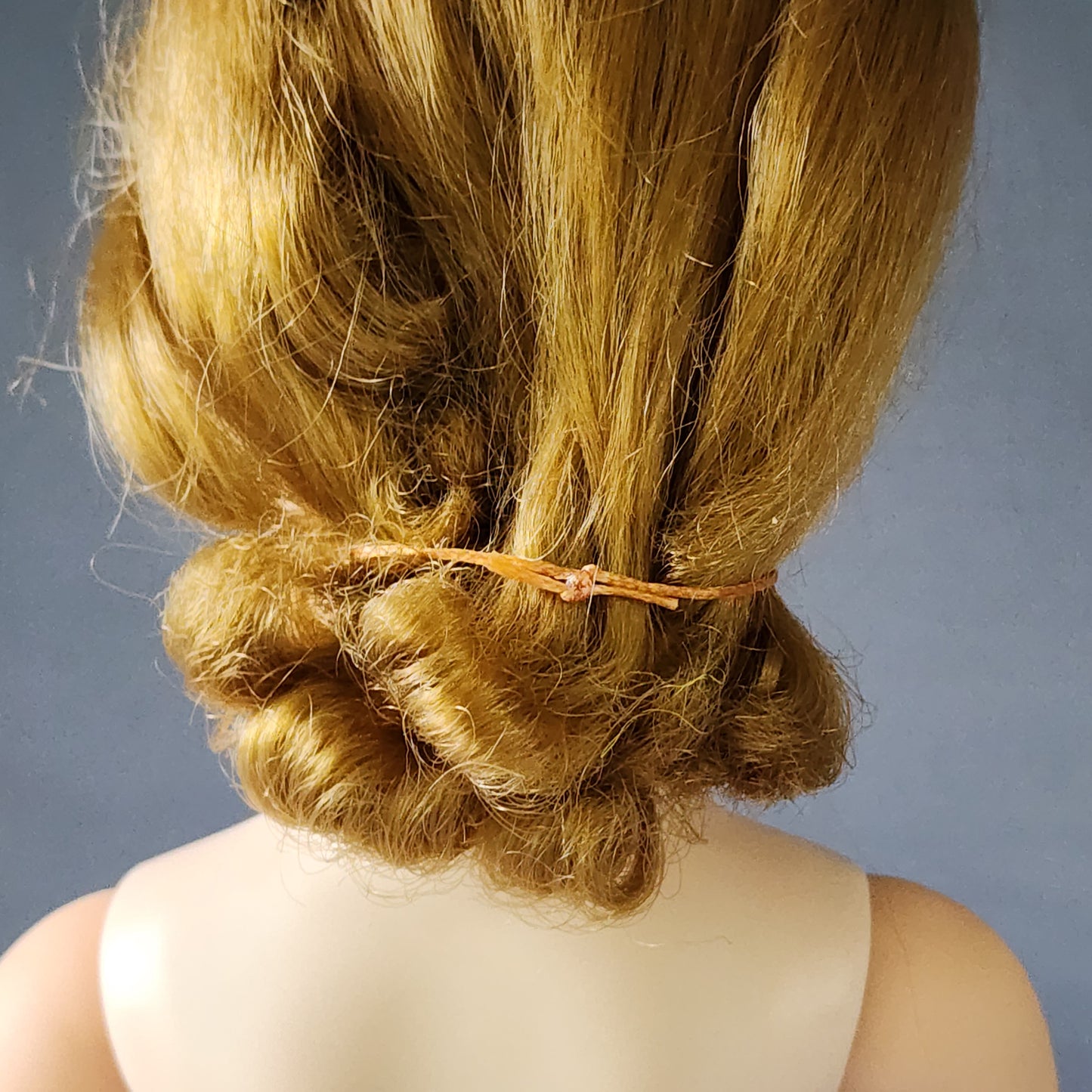 Cissy Queen- SIDE PART, NUDE