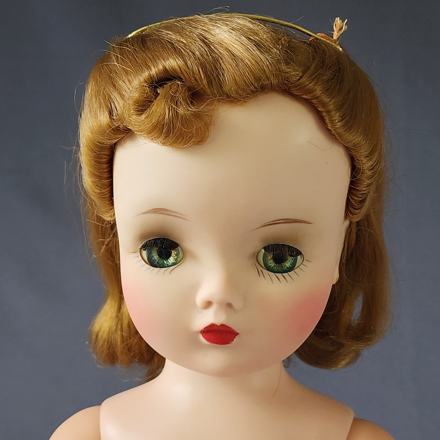 Cissy Queen- SIDE PART, NUDE